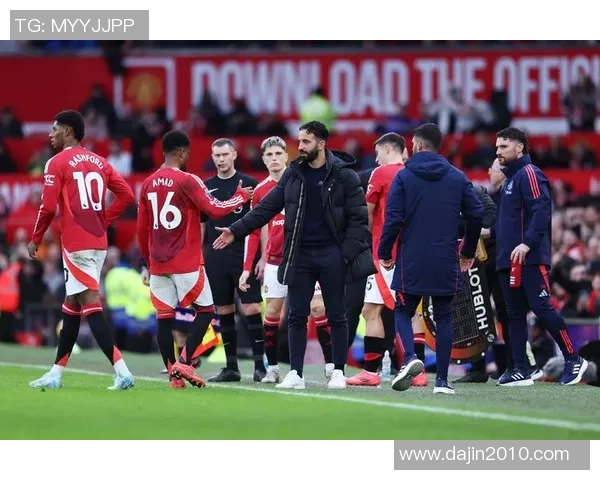 曼联阿莫林留任内幕揭秘亚洲800万之行大名单公布天才球员被要求参赛